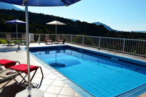 Villa Karin with beautiful seaview, By Hellocrete